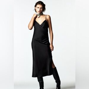 ZARA BLACK 100% VISCOSE SILKY LINGERIE DRAPED SLIP
DRESS SMALL